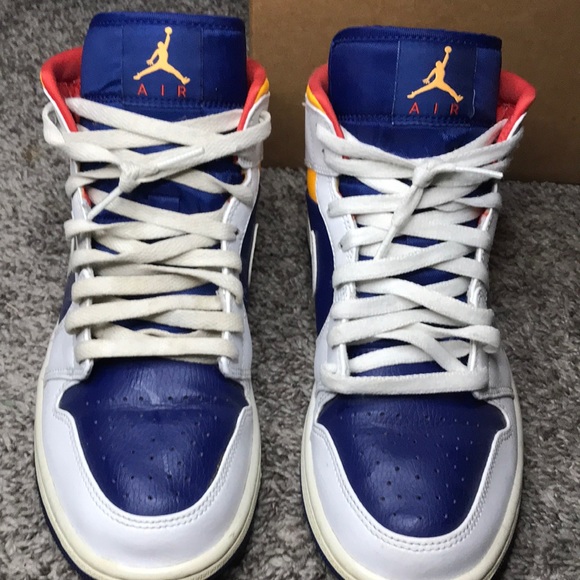 air jordan mid white blue